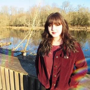 Meet your Posher, Molly browne